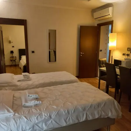 Stefano House Fontana Di Trevi 公寓 *