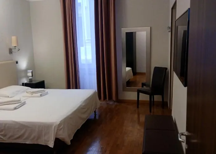 Stefano House Fontana Di Trevi * Róma